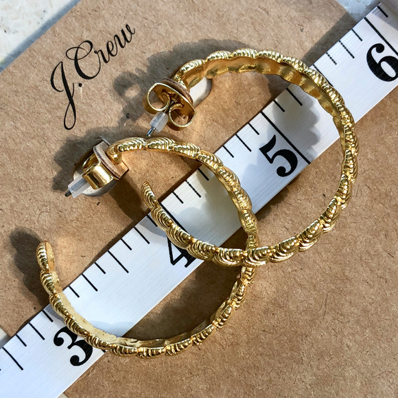 💚2/$40💚 NWT J. Crew Seashell Hoop Earrings - Picture 4 of 6